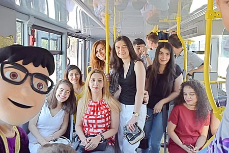 Baku launches chess bus