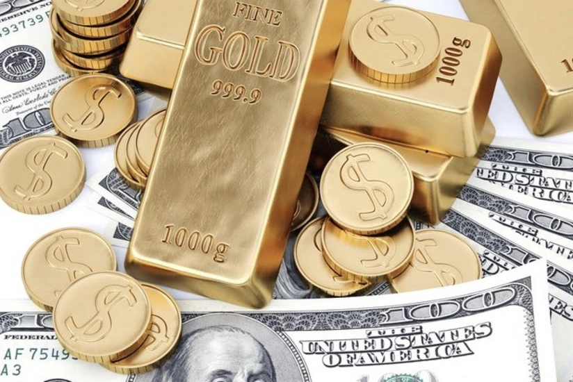 Gold falling in price amid dollar’s strengthening