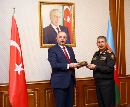 Zakir Həsənov Azərbaycan Ordusunun Türkiyə modelinə keçməsindən danışıb