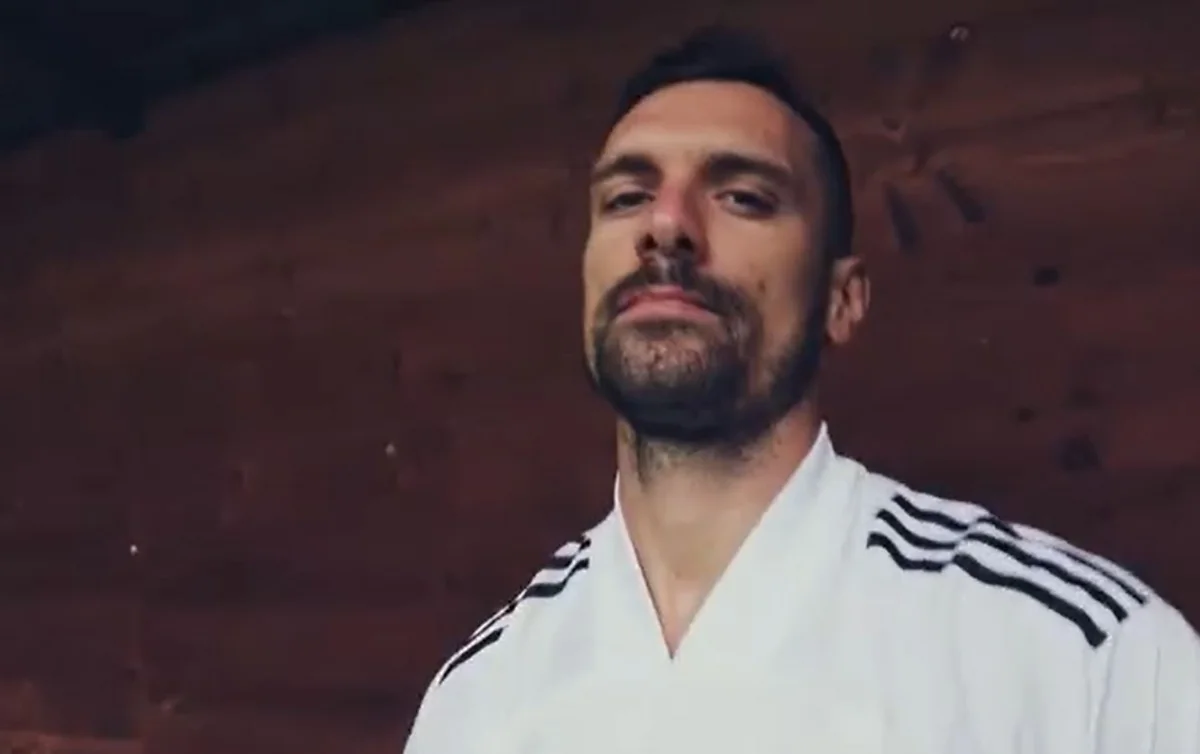 Qarabağ yeni futbolçu transfer etdi