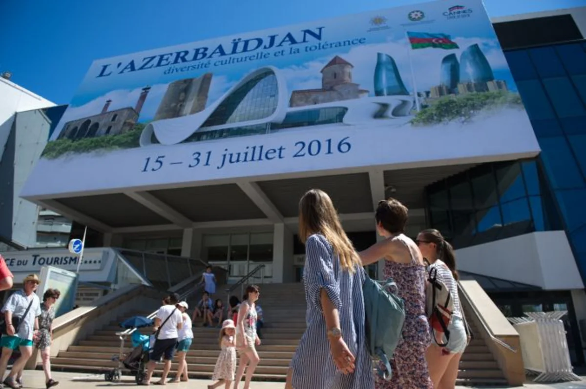 Heydar Aliyev Foundation launches promotional exhibitions in Cannes