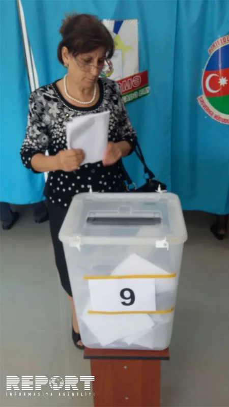 Bərdədə seçici aktivliyi müşahidə olunur - FOTO