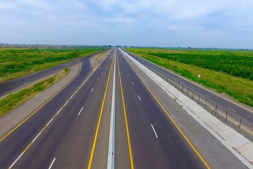 Bakıdan İran sərhədinə qədər yeni avtomobil yolunun bir hissəsi bu ilin sonundan ödənişli olacaq