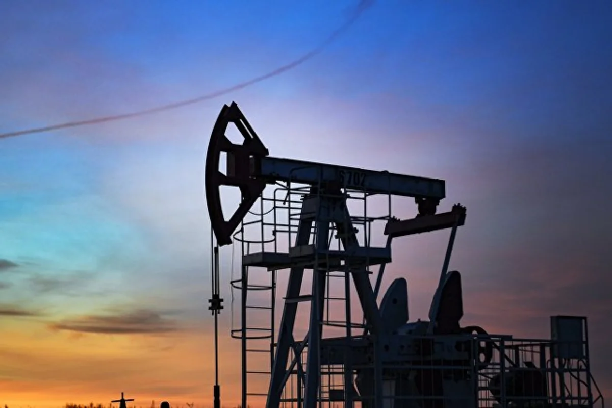 Саудовская Аравия и КНР обсудили совместные меры по стабилизации рынка нефти