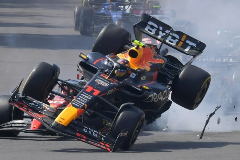 “Formula 1”: “Red Bull”un pilotu karyerasını bitirməyəcək