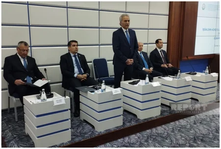 “İşğaldan azad olunmuş ərazilərin investisiya cəlbediciliyi” mövzusunda elmi-praktik konfrans keçirilib