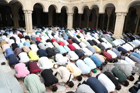 Bakıda bayram namazı qılınıb