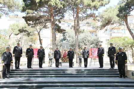 Defense Ministry officers honor memory of Great Patriotic War heroes