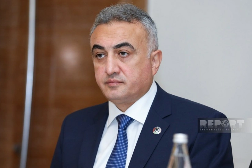 Vəkillər Kollegiyasının sədri formal vəkillik və nöqsanları büro rəhbərlərinin nəzərinə çatdırıb