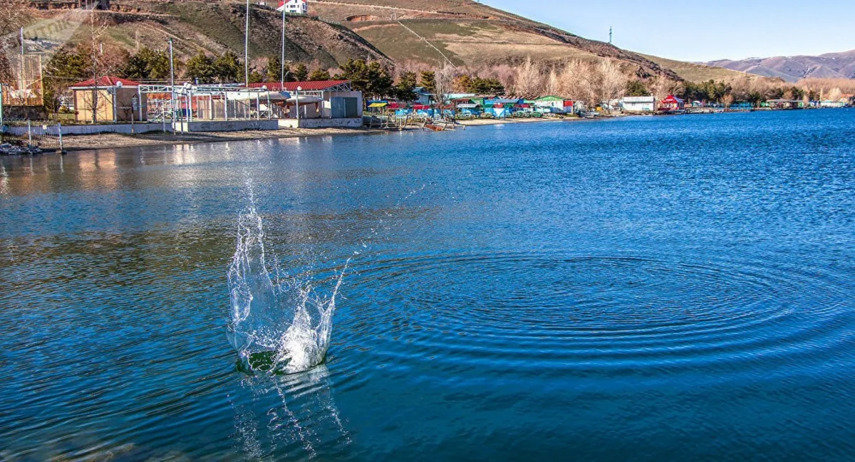 Göyçə gölü quruyur