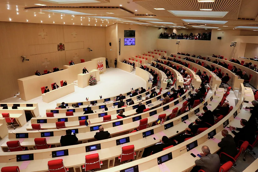 В парламент Грузии повторно внесли законопроект об иноагентах