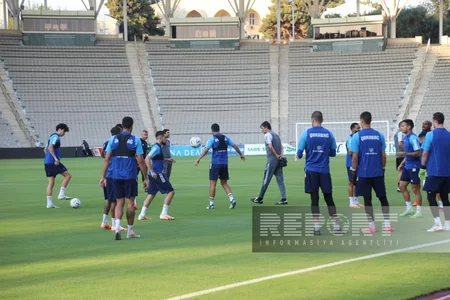 Qarabağ Olimpiyaya qarşı cavab oyunu ərəfəsində son məşqinə çıxıb