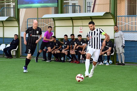 “Neft Daşları”nda “Neftçi” Futbol Klubu ilə neftçilər arasında yoldaşlıq görüşü keçirilib
