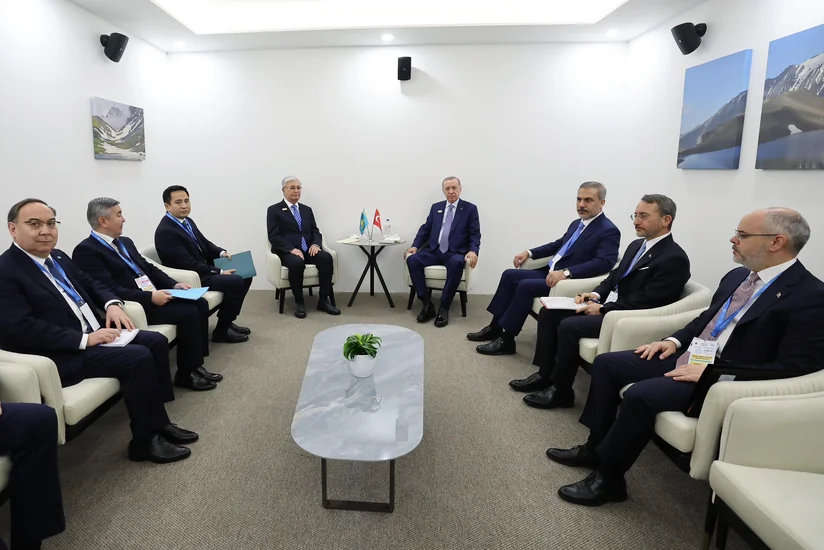 Türkiyə və Qazaxıstan prezidentləri Bakıda ikitərəfli münasibətləri müzakirə ediblər