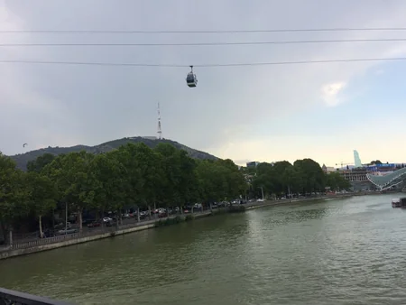 Hamının tanıdığı Tbilisi: Dəyişən gürcülər və dəyişdirən turistlər  - REPORTAJ