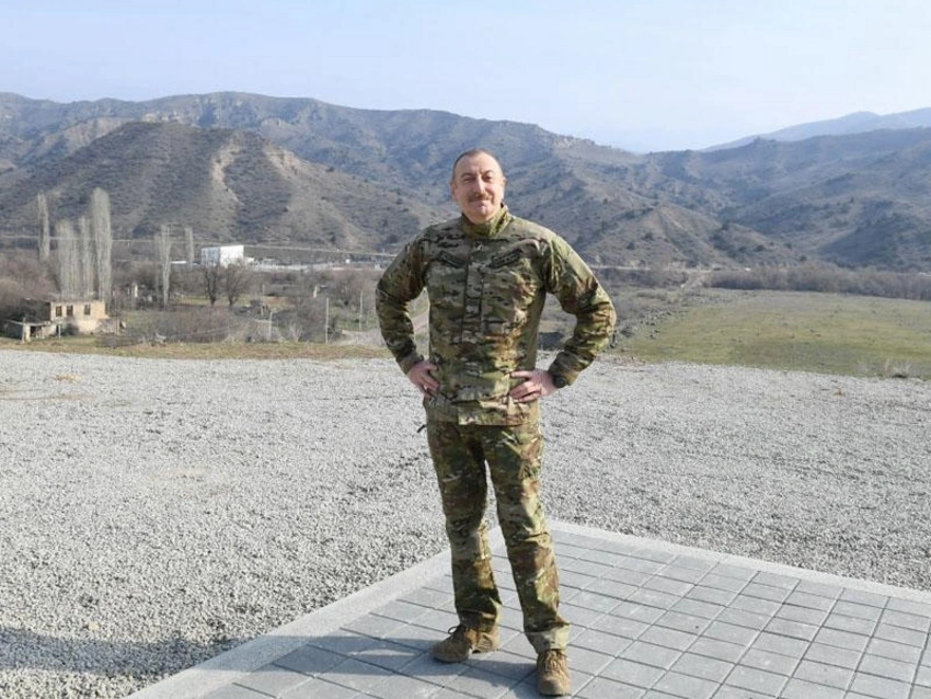 İlham Əliyev onu təbrik edənlərə təşəkkür edib