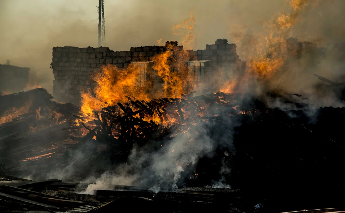 Rusiyada üç nəfər yanaraq ölüb