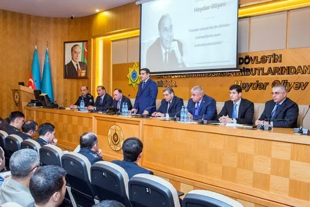 Yaşıl dəhliz buraxılış sistemindən istifadə edən xarici ticarət iştirakçıları ilə görüş keçirilib
