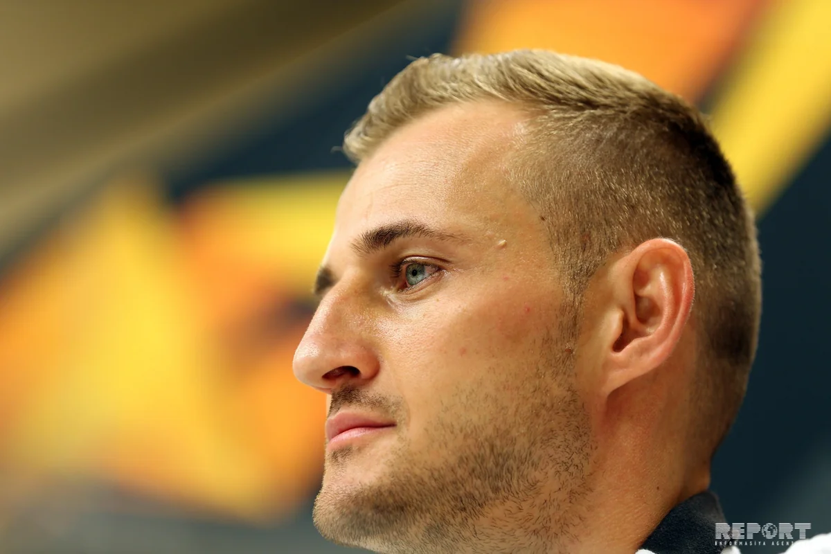 Qarabağın futbolçusu: Heç kimin arxasınca düşüb forma almaq istəmirəm”