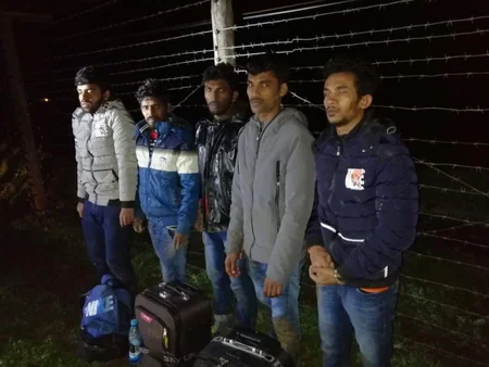 DSX: Azərbaycan sərhədini pozmağa cəhd edən 5 nəfər Şri-Lanka vətəndaşı həbs olunub