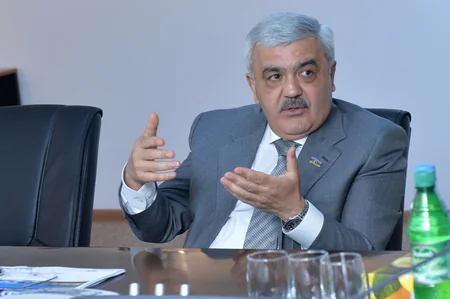 Bakı neft emalı zavodunun yenidən qurulması ilə bağlı iclas keçirilib
