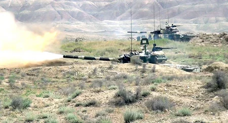 Tank units conduct intensive combat training sessions