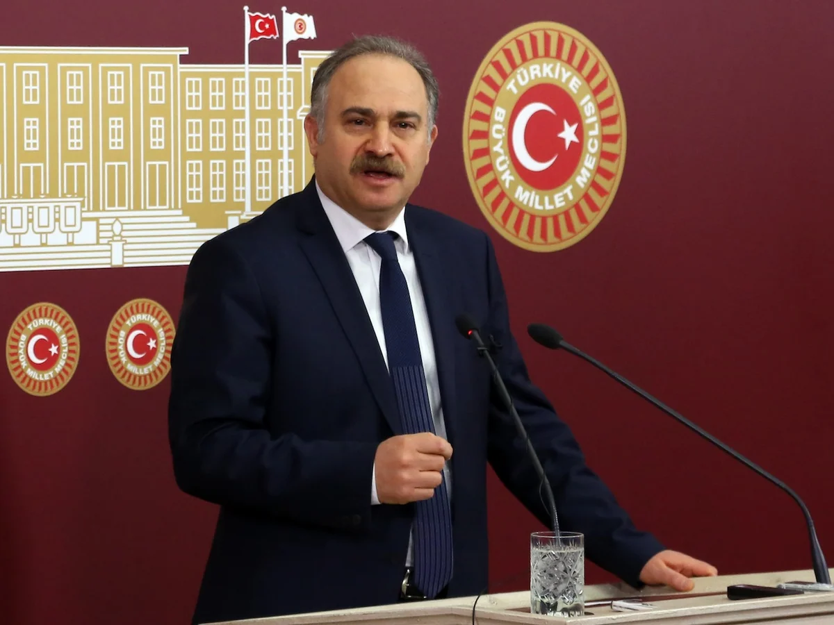 Türkiyə Böyük Millət Məclisinin üzvü: “Gecəni parlamentin zirzəmisində keçirdik” - EKSKLÜZİV