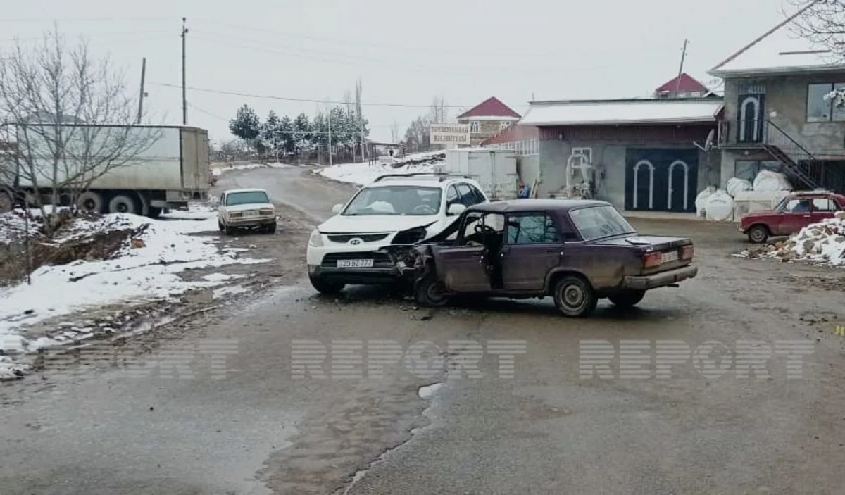 Gədəbəydə ağır yol qəzası olub, altı nəfər xəsarət alıb