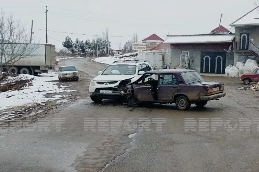 Gədəbəydə ağır yol qəzası olub, altı nəfər xəsarət alıb