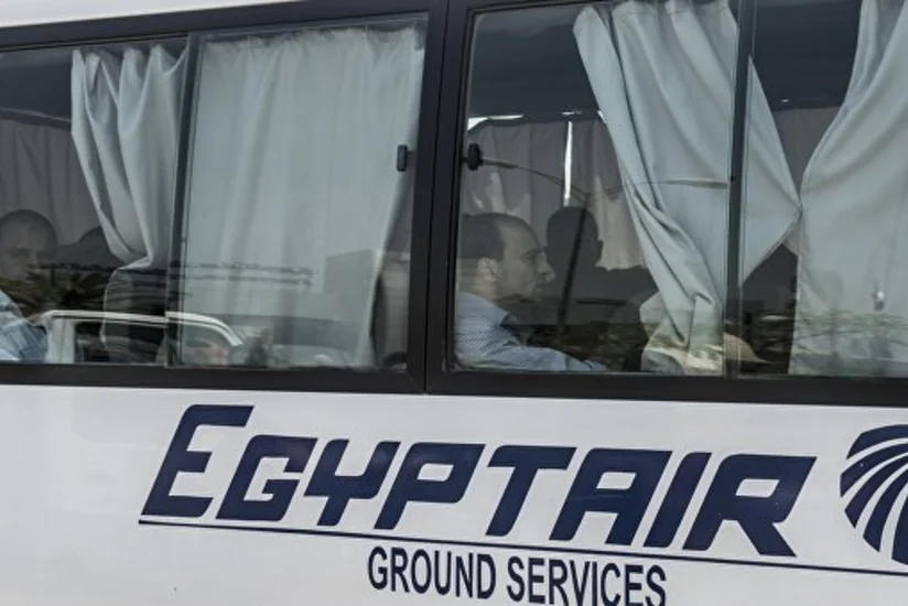 Французский корабль начал поиски черных ящиков самолета EgyptAir