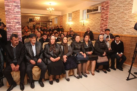 Bakıda müharibə əlilləri və şəhid ailələrinə ev verilib
