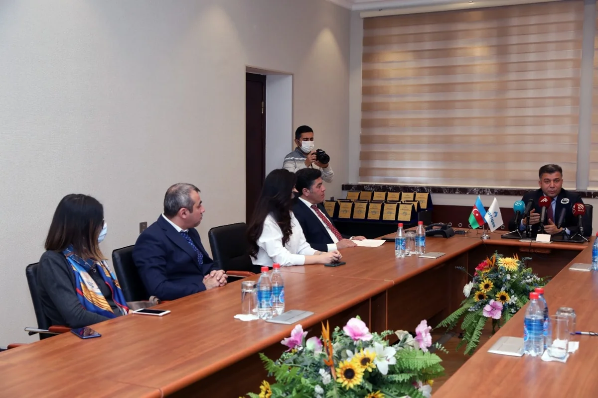 “Azəriqaz” “Report” İnformasiya Agentliyini mükafatlandırıb