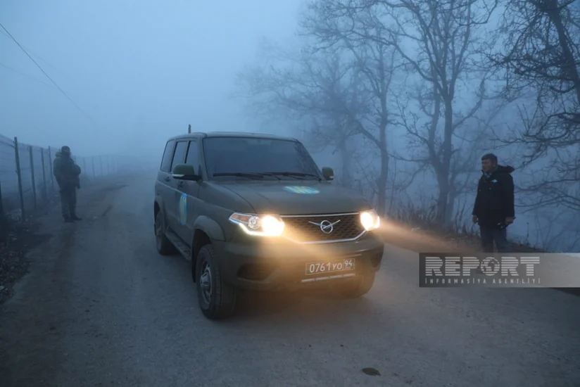 По дороге Ханкенди-Лачын беспрепятственно проехали 78 автомобиля российских миротворцев