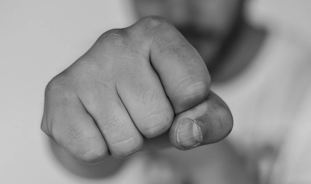 Qaradağda anasını döyərək öldürən şəxsin apellyasiya şikayəti təmin edilməyib