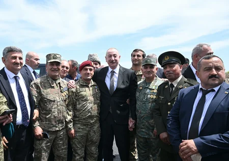 İlham Əliyev və Mehriban Əliyeva Ağdam Muğam Mərkəzinin açılışında iştirak ediblər - YENİLƏNİB-3