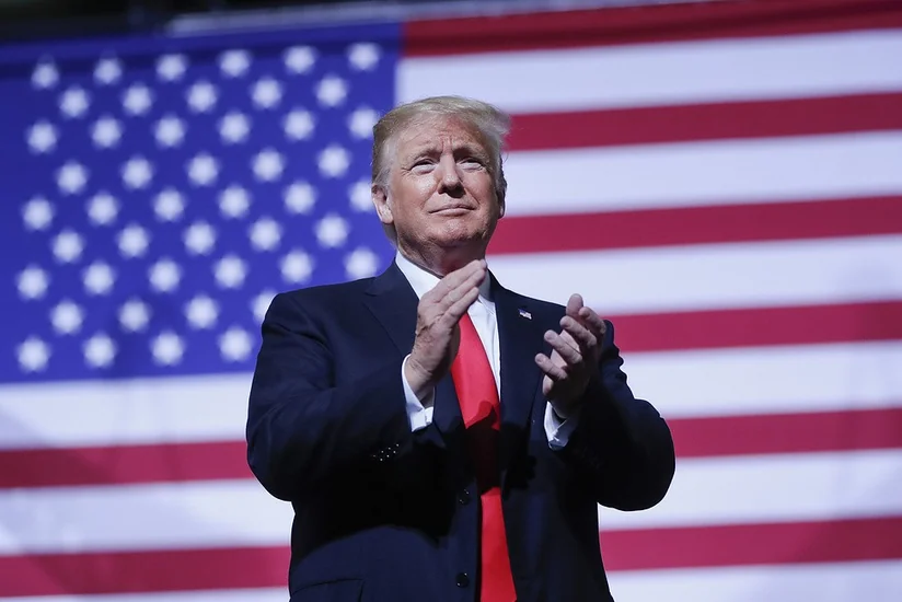 Donald Tramp dünyanı nüvə müharibəsindən xilas etdiyini bildirib