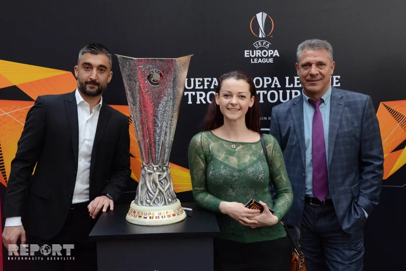 Avropa Liqasının Bakıda keçiriləcək final matçının səfirləri Moskvada azarkeşlərlə görüşüblər - YENİLƏNİB