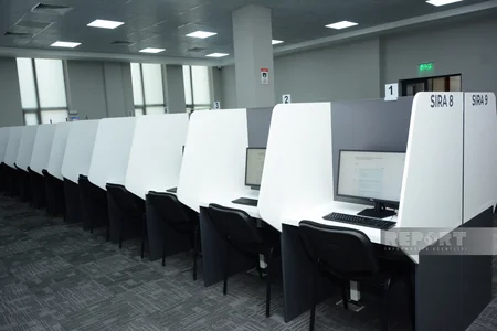Jurnalistlər Dövlət İmtahan Mərkəzinin yeni imtahan korpusu ilə tanış olub