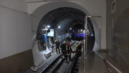 FHN metroda təlim keçirib