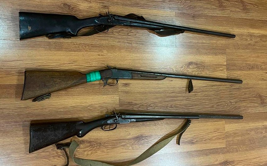 Xaçmaz polisinə 3 ədəd sənədsiz silah təhvil verilib