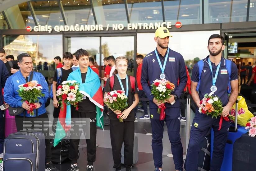 Азербайджанские тхэквондисты, завоевавшие на чемпионатах Европы 5 медалей, вернулись на родину