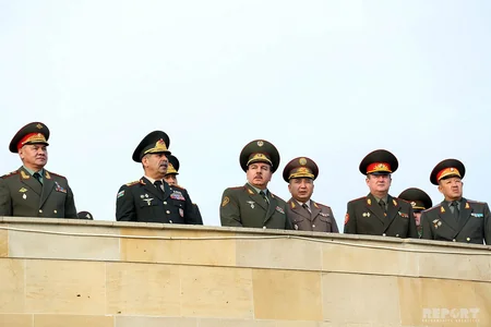 MDB ölkələrinin müdafiə nazirləri Şəhidlər xiyabanını ziyarət ediblər - FOTOREPORTAJ