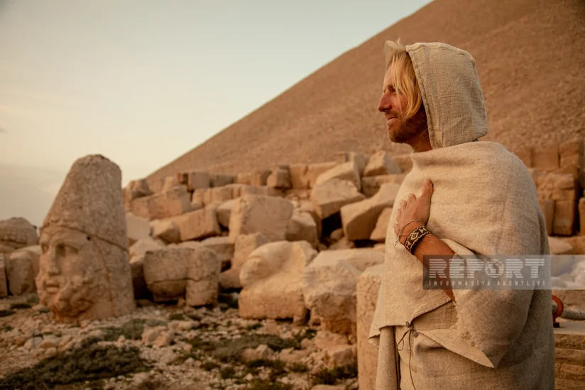 Dağın tanrılarının görüşdüyü yer - Nemrutdan REPORTAJ