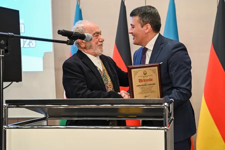 Berlində Dünya Azərbaycanlılarının Həmrəyliyi Günü qeyd olunub