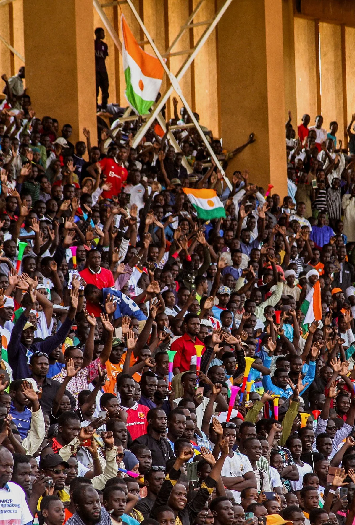 Nigerdə ​​üsyançıların tərəfdarları Fransa hərbi bazası yaxınlığında nümayiş keçirirlər