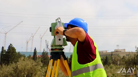 Azərbaycanın M2 magistral yolunda keçid inşa edilir