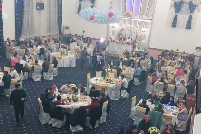 Biləsuvarda toy məclisinə görə restoranın icarədarı cərimələnib