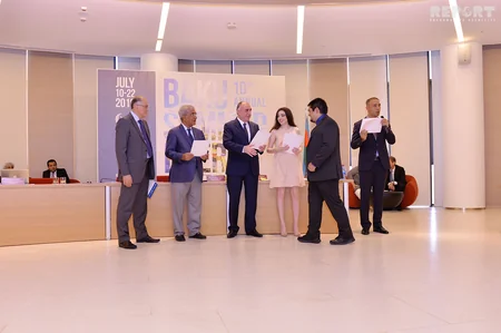 ​Bakıda X Yay Enerji Məktəbinin məzun mərasimi keçirilib