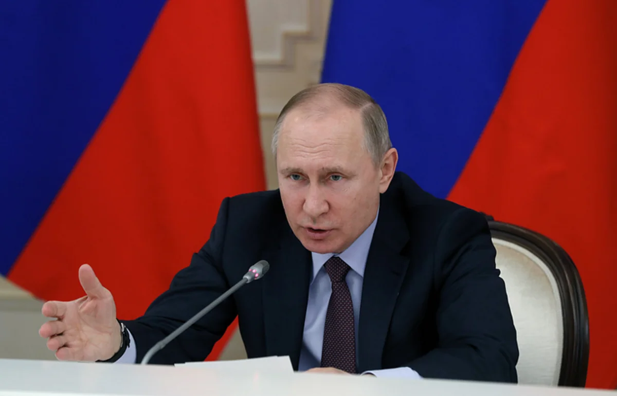 Vladimir Putin İŞİD təhlükəsinin hələ qaldığını bildirib