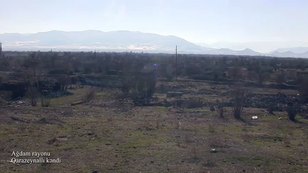 Снимки еще одной разрушенной деревни Агдама